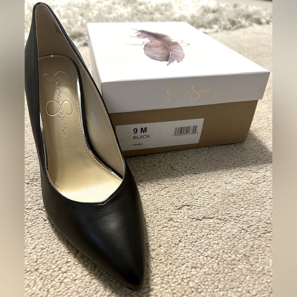 Jessica Simpson Size 9 Black Haneh Pumps
